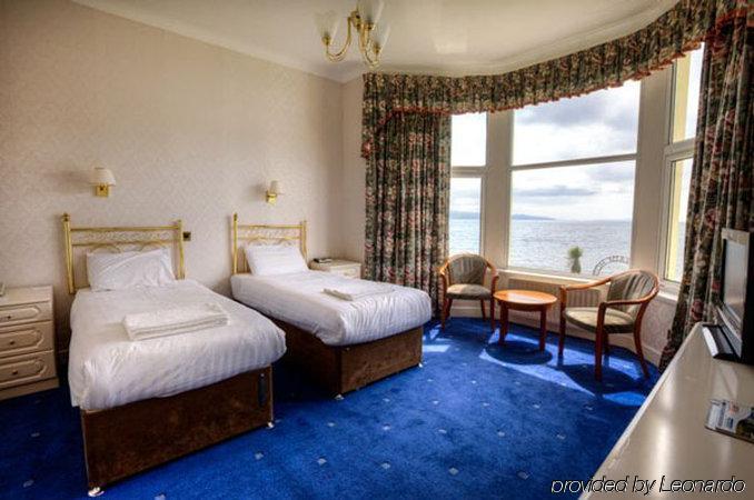Oyo The Esplanade Hotel 3*